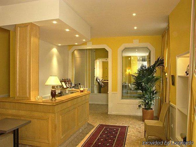 Hotel Ibis Styles Paris La Défense Courbevoie
